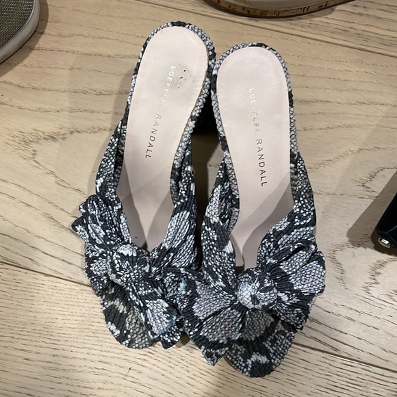 Pleated Knot Mules - Picture 5 of 6